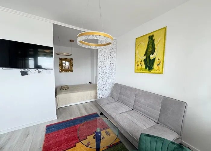 Luxus Art Апартамент *